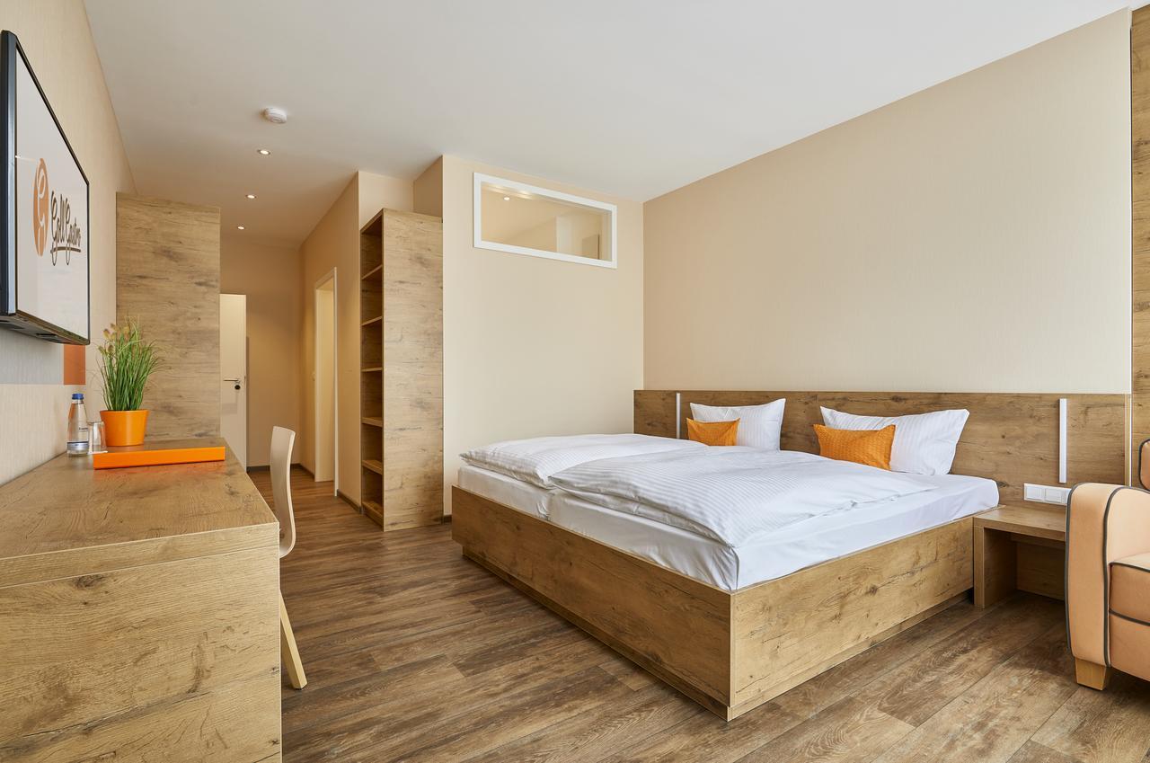 Hotel Goll Pforzheim-Niefern Εξωτερικό φωτογραφία